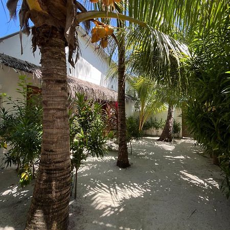 Villa Kudi Maldives Guest House Thulusdhoo Exterior photo